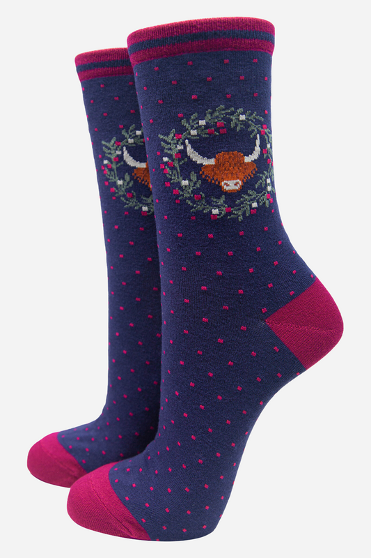 Women's Bamboo Socks - Navy Blue/Pink, Highland Cow Wreath