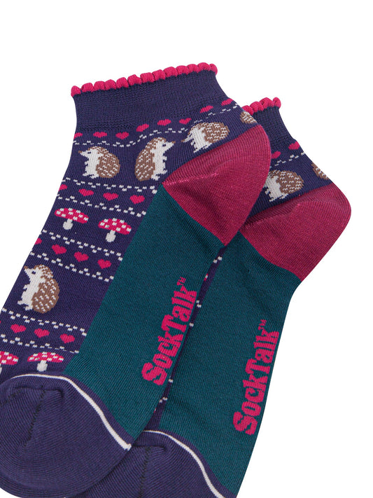 Hedgehog-Women's-Bamboo-Trainer-Socks-in-Navy-Blue-Close-Up