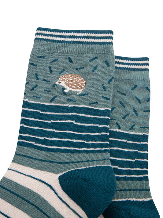 Hedgehog-Combed-Cotton-Pattern-Embroidered-Socks-in-Sage-Green-Close-Up