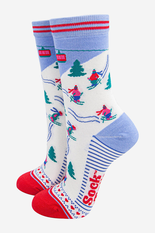 womens-bamboo-socks-sky-blue-red-mountain-ski-winter-sports