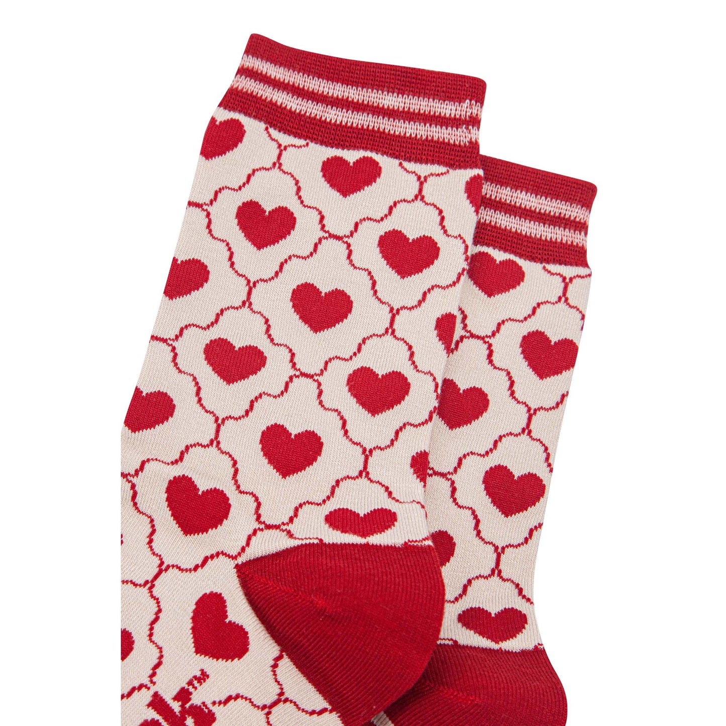 womens-bamboo-socks-cream-red-heart-ribbon-close-up