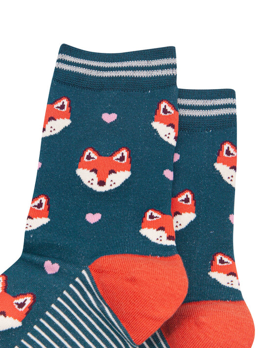 Fox-Women's-Bamboo-Socks-in-Forest-Green-Close-Up