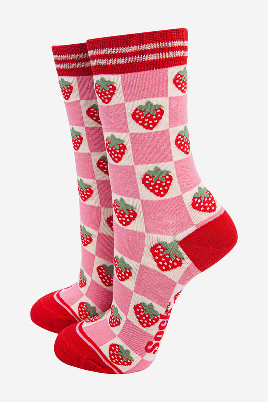womens-bamboo-socks-pink-red-checked-strawberry-fruit