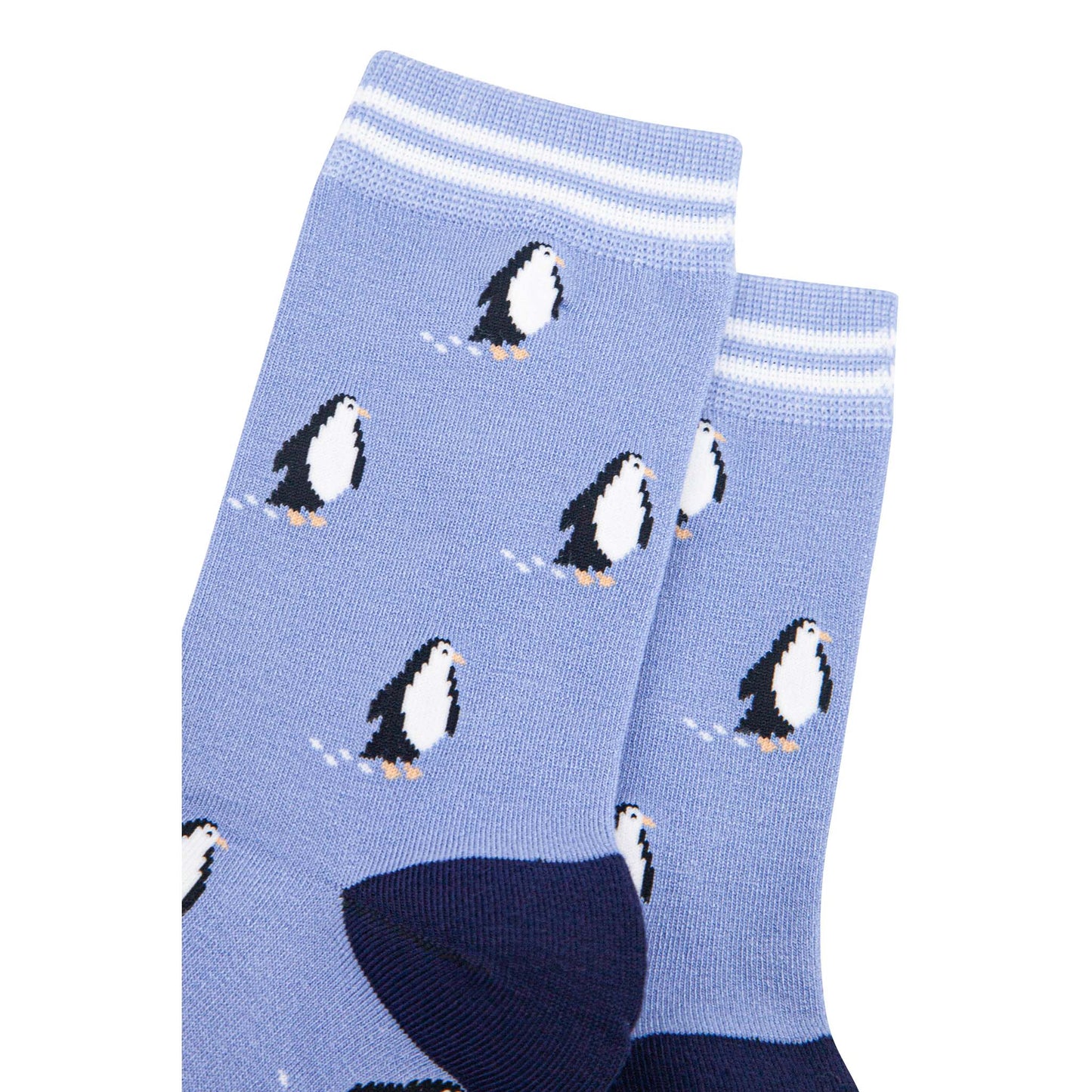 womens-bamboo-socks-light-blue-navy-blue-penguin-close-up