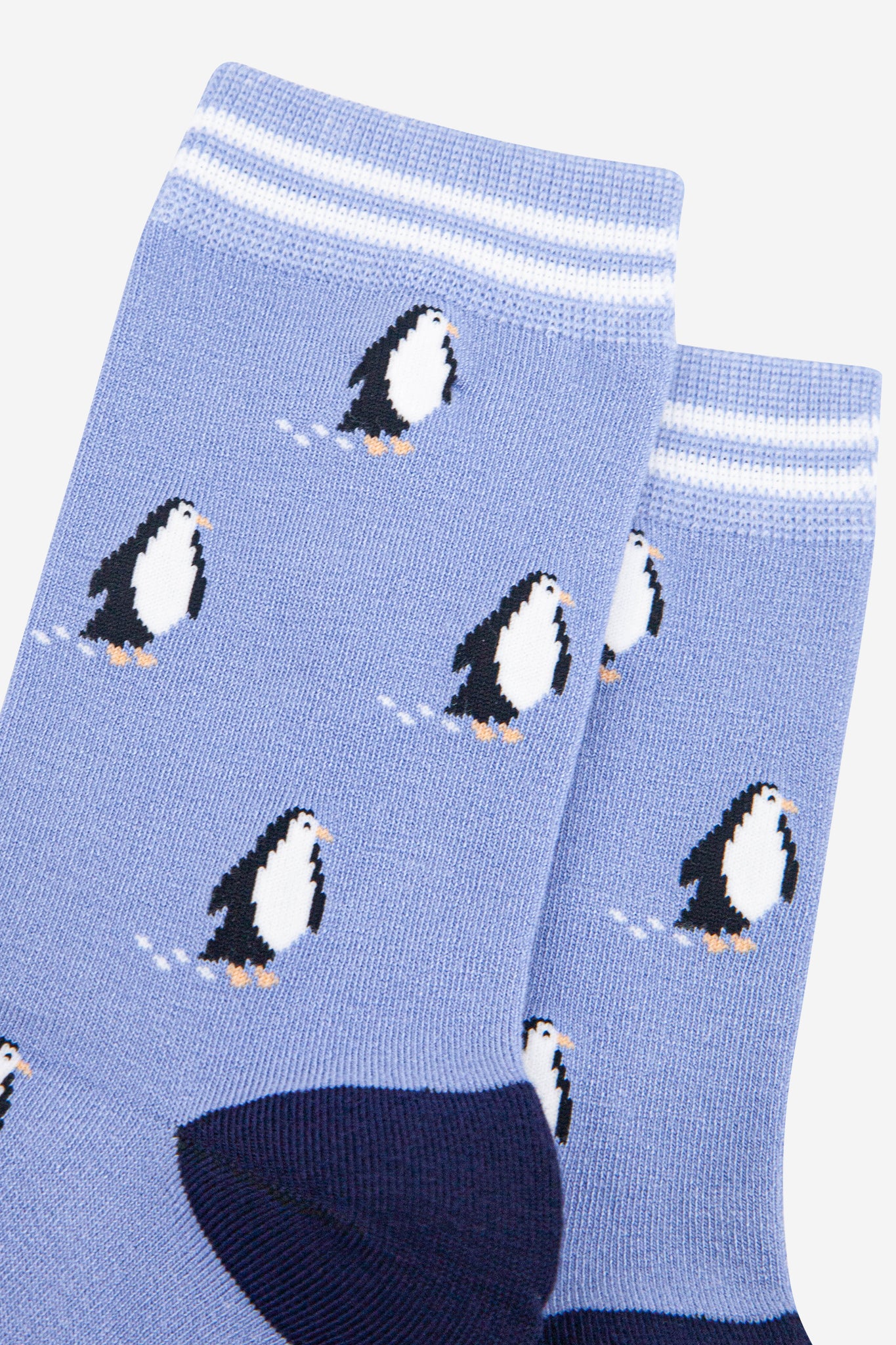 womens-bamboo-socks-light-blue-navy-blue-penguin-close-up