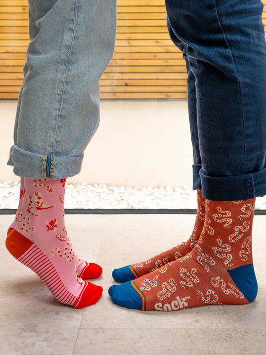 snake-cowgirl-print-bamboo-socks-in-pink-snake-rust-bamboo-socks