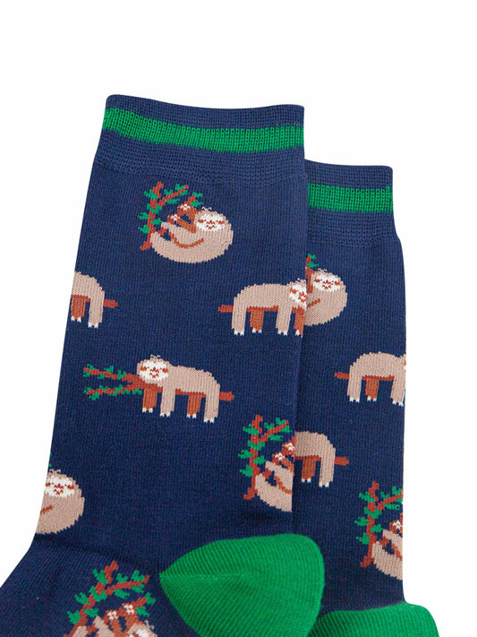 mens-bamboo-socks-navy-sloth-close-up-sloths-sleeping-on-tree-branches