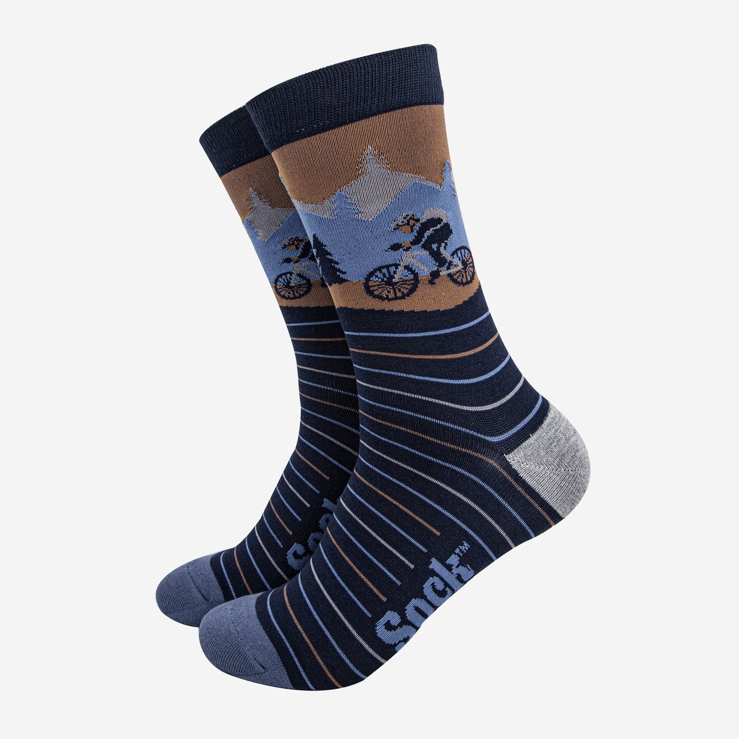 mens-bamboo-socks-navy-blue-denim-blue-mountain-bike-scene-cycling