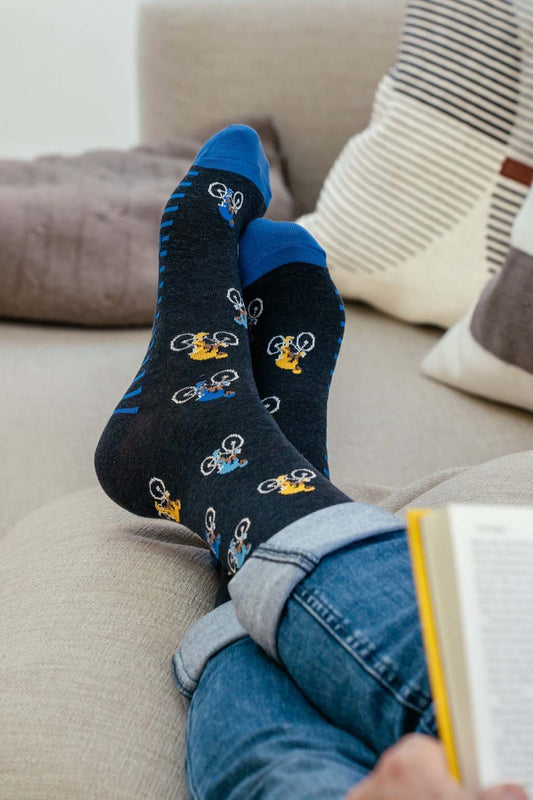 mens-bamboo-socks-navy-cyclists