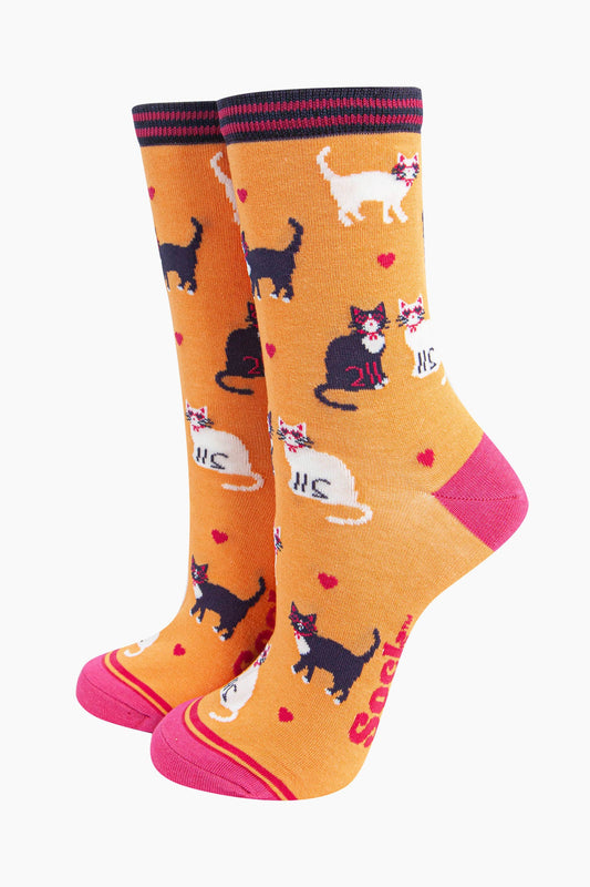 womens-bamboo-socks-orange-cats-and-love-hearts-pattern-white-cats-black-cats-pink-hearts