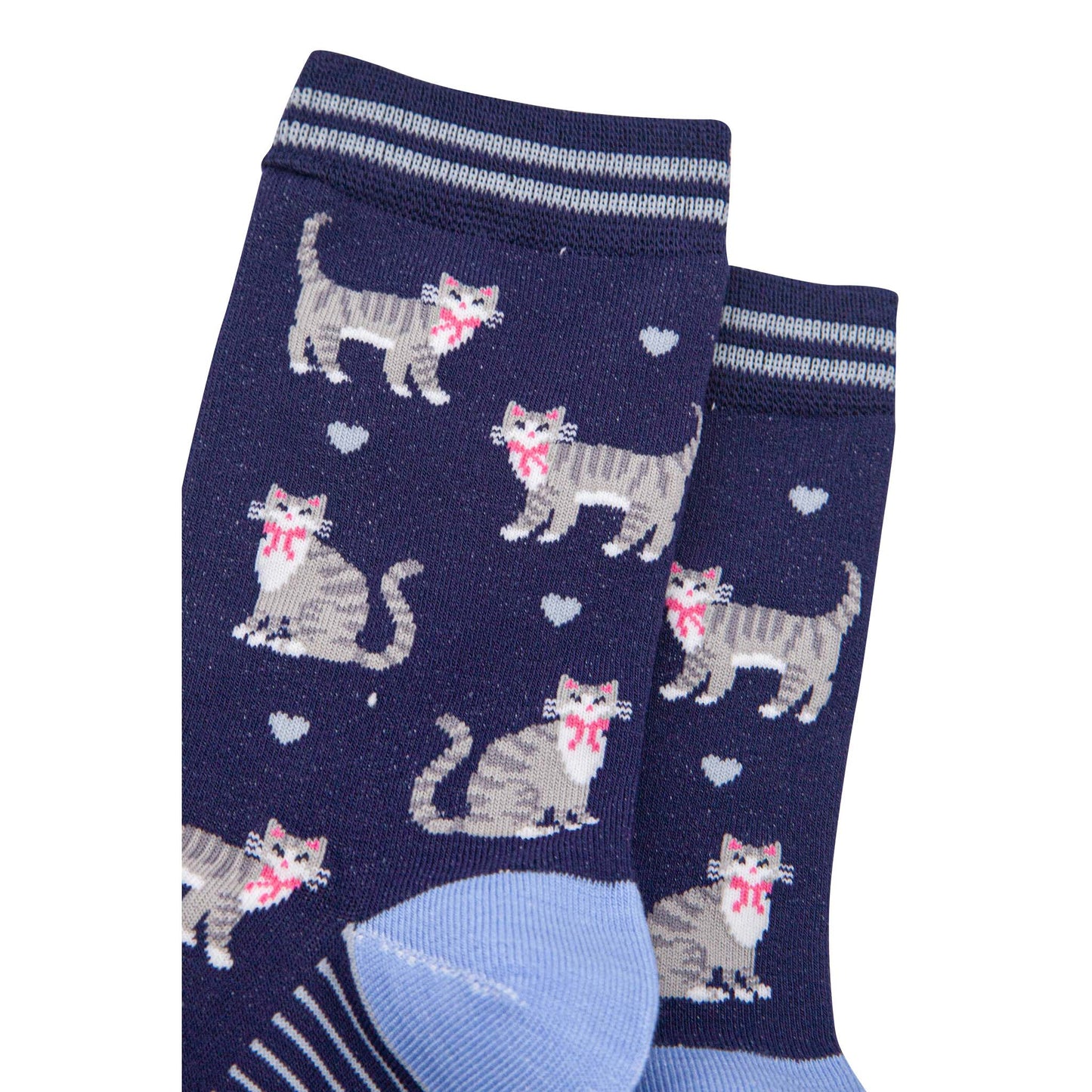 womens-bamboo-socks-navy-blue-light-blue-grey-tabby-cats-close-up
