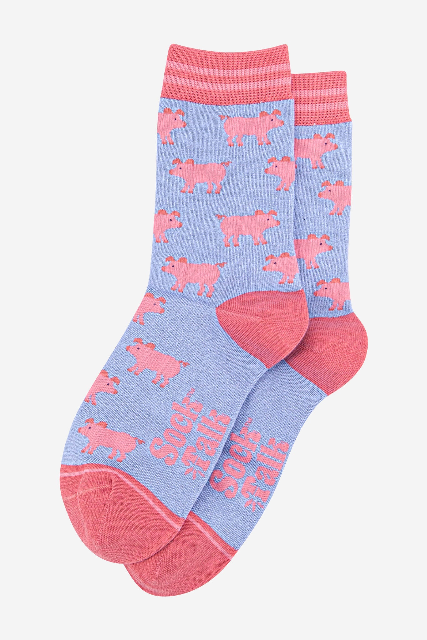 womens-bamboo-socks-light-blue-light-pink-pig-laying-flat