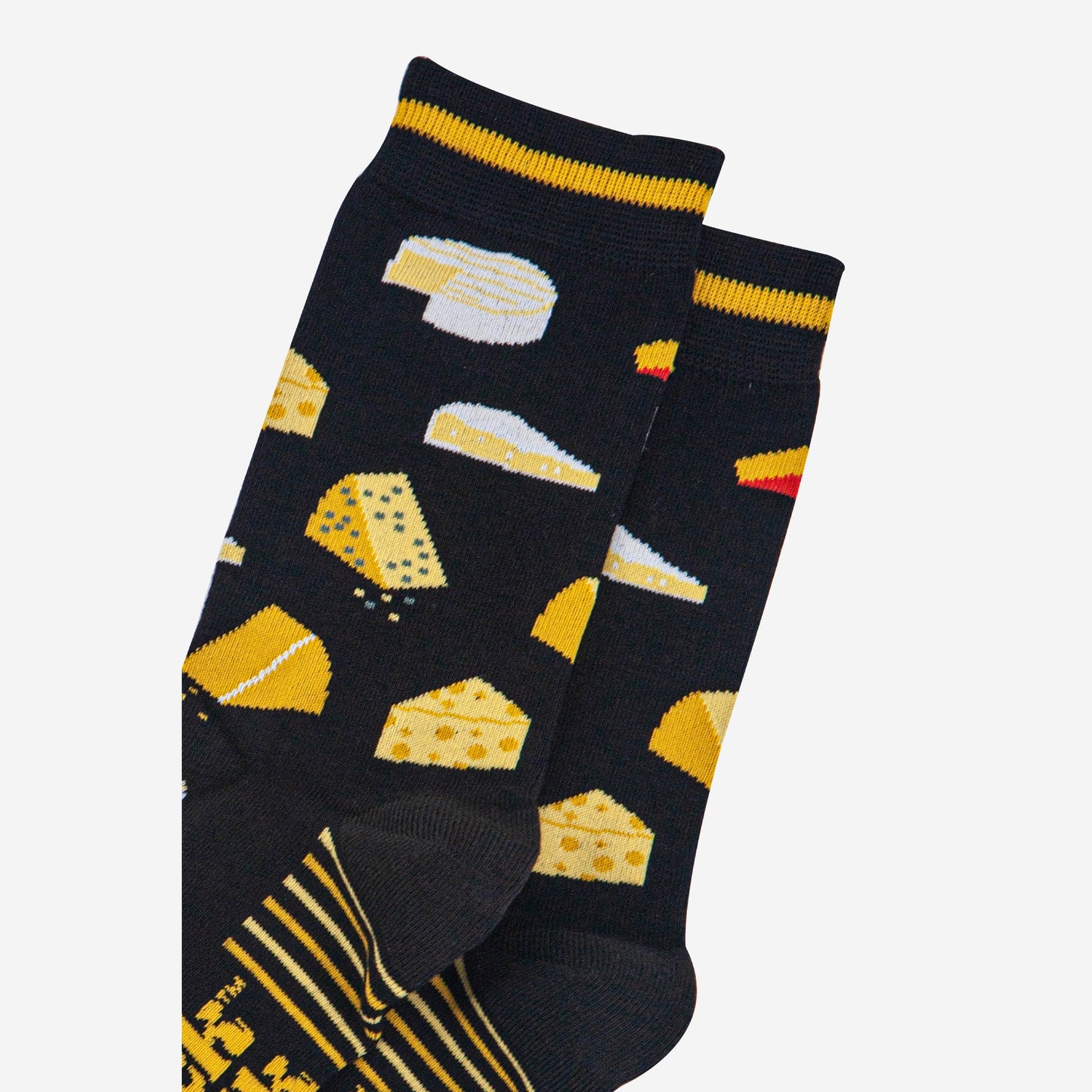 mens-bamboo-socks-black-cheese-close-up