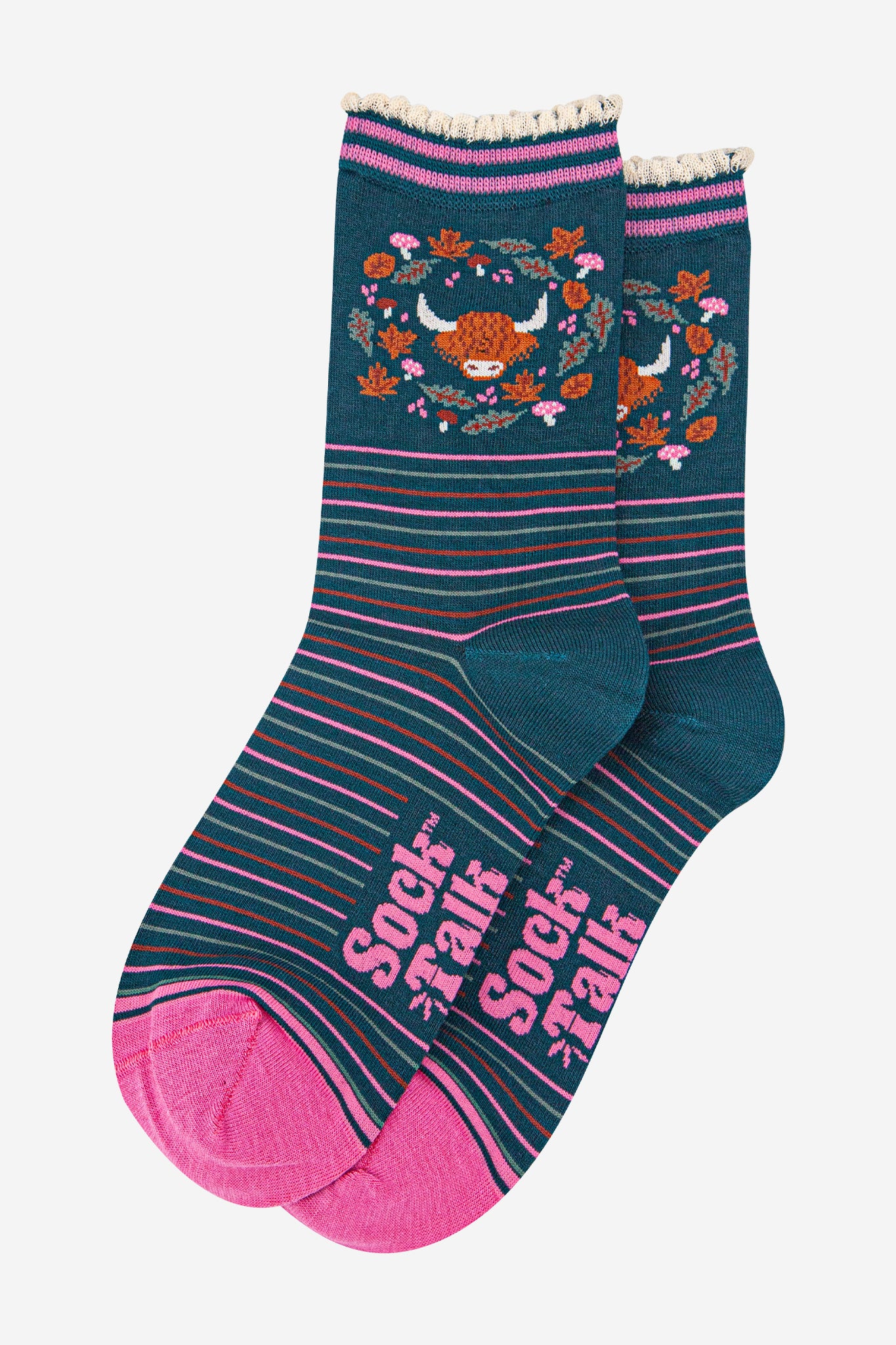 womens-bamboo-socks-forest-green-pink-highland-cow-floral-wreath-laying-flat