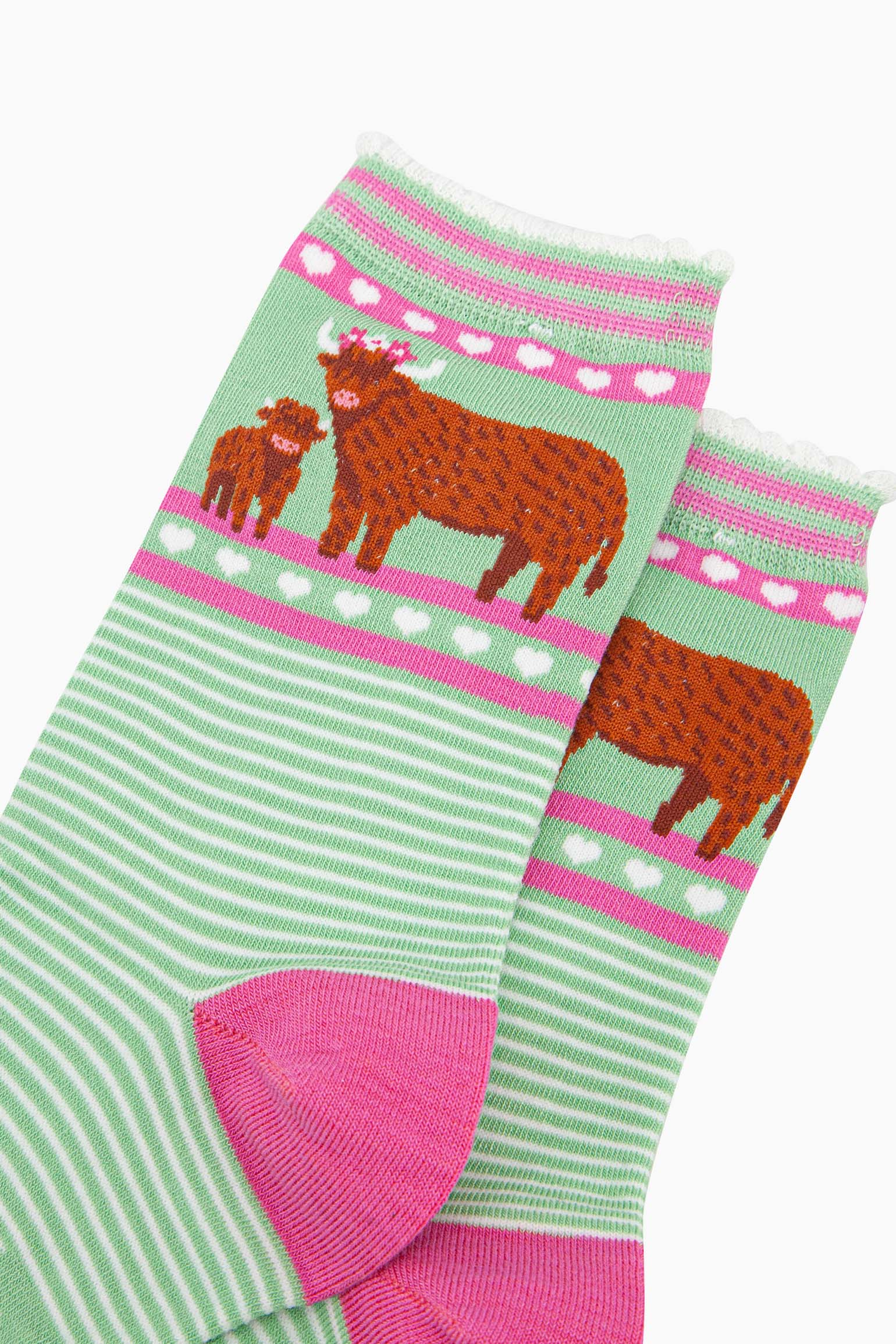 womens-bamboo-socks-green-highland-cow-and-calf-close-up-stripes-farm-animals