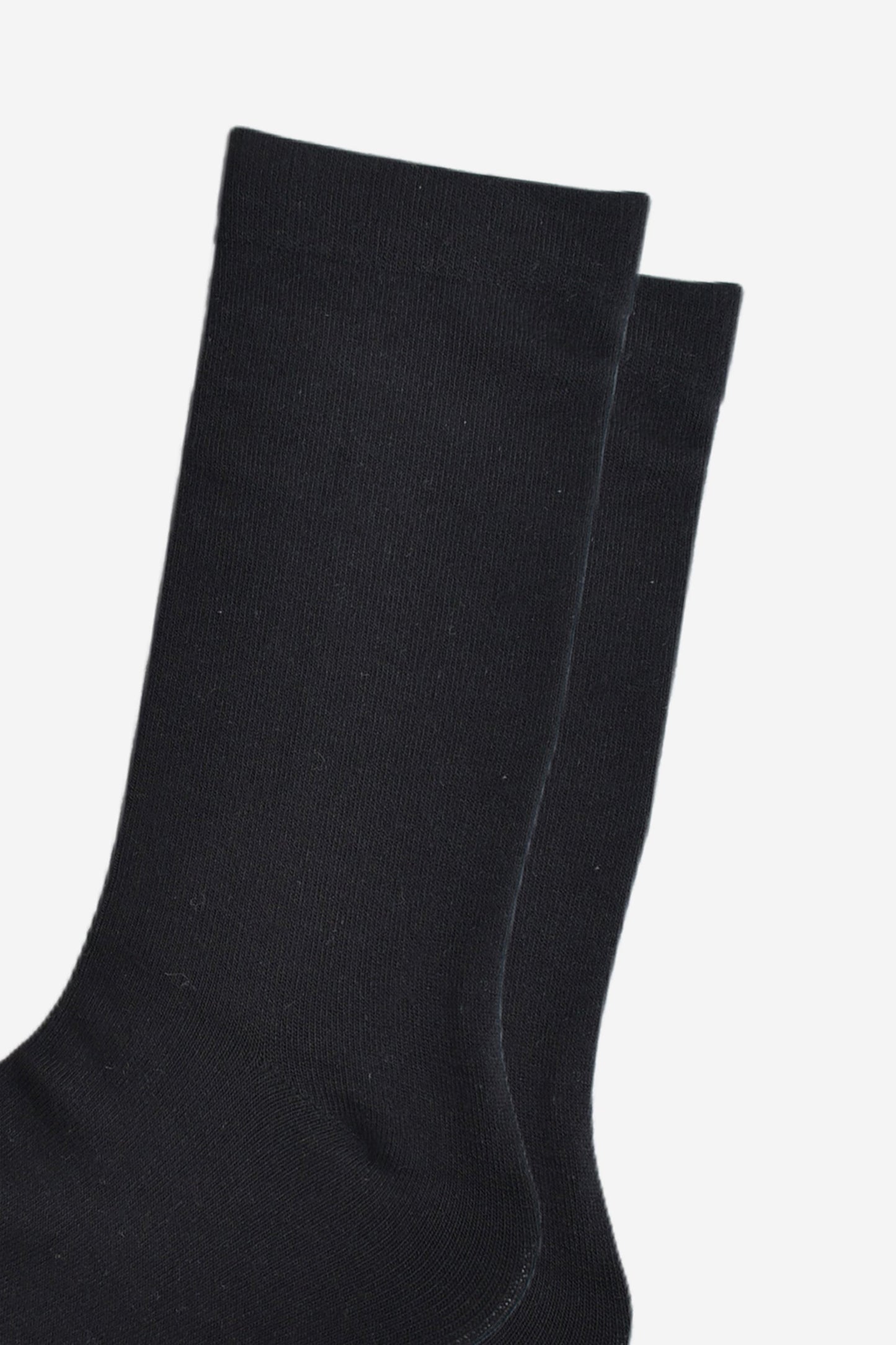 close up of the plain black bamboo socks