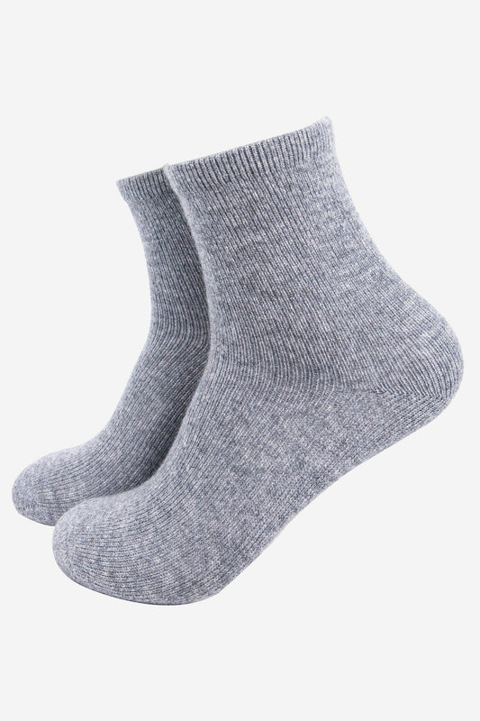 womens-cashmere-socks-ankle-socks-dark-grey-cashmere-soft-luxury