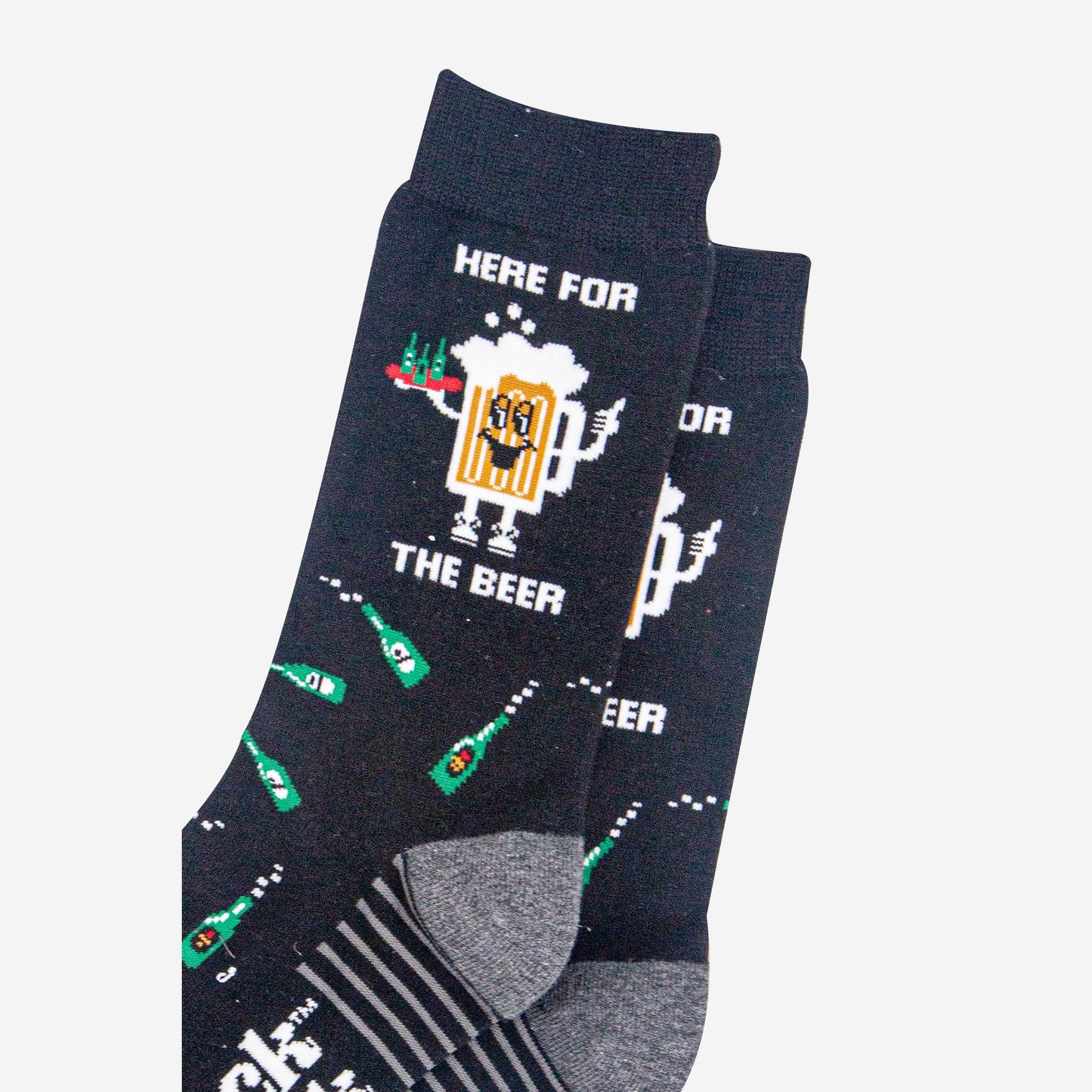 mens-combed-cotton-crew-socks-black-here-for-the-beer-close-up