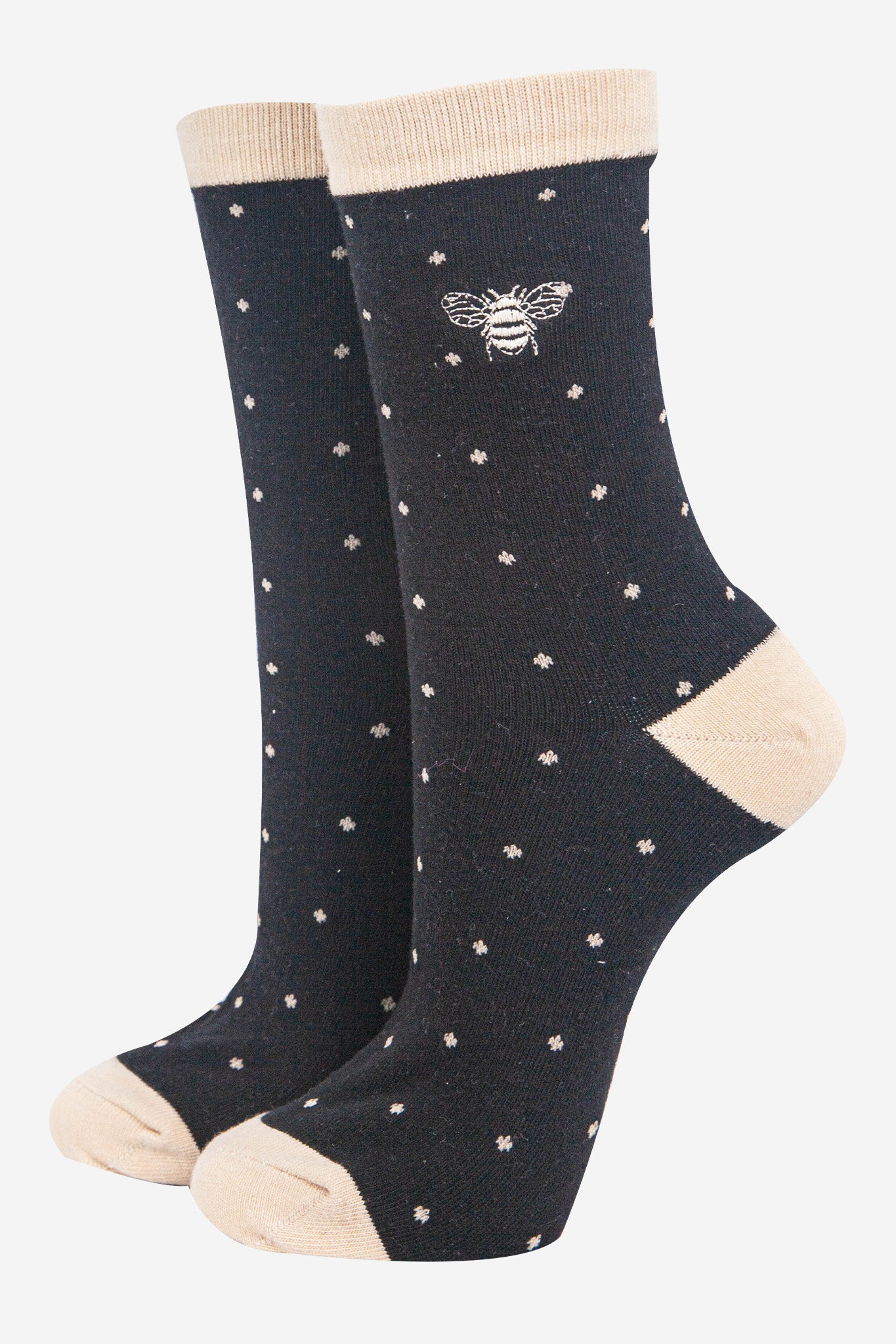 womens-embroidered-ankle-socks-black-polka-dot-bee-cotton