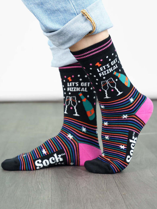 womens-combed-cotton-ankle-socks-black-get-fizzical-wine