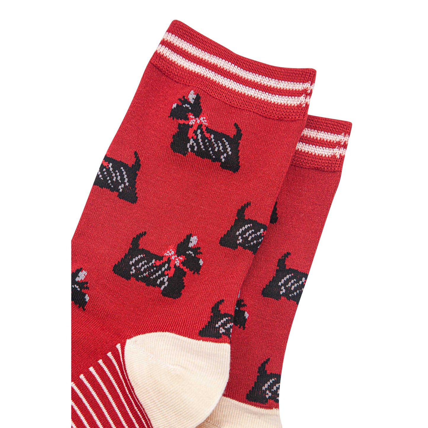 womens-bamboo-socks-red-cream-scottish-terriers-close-up