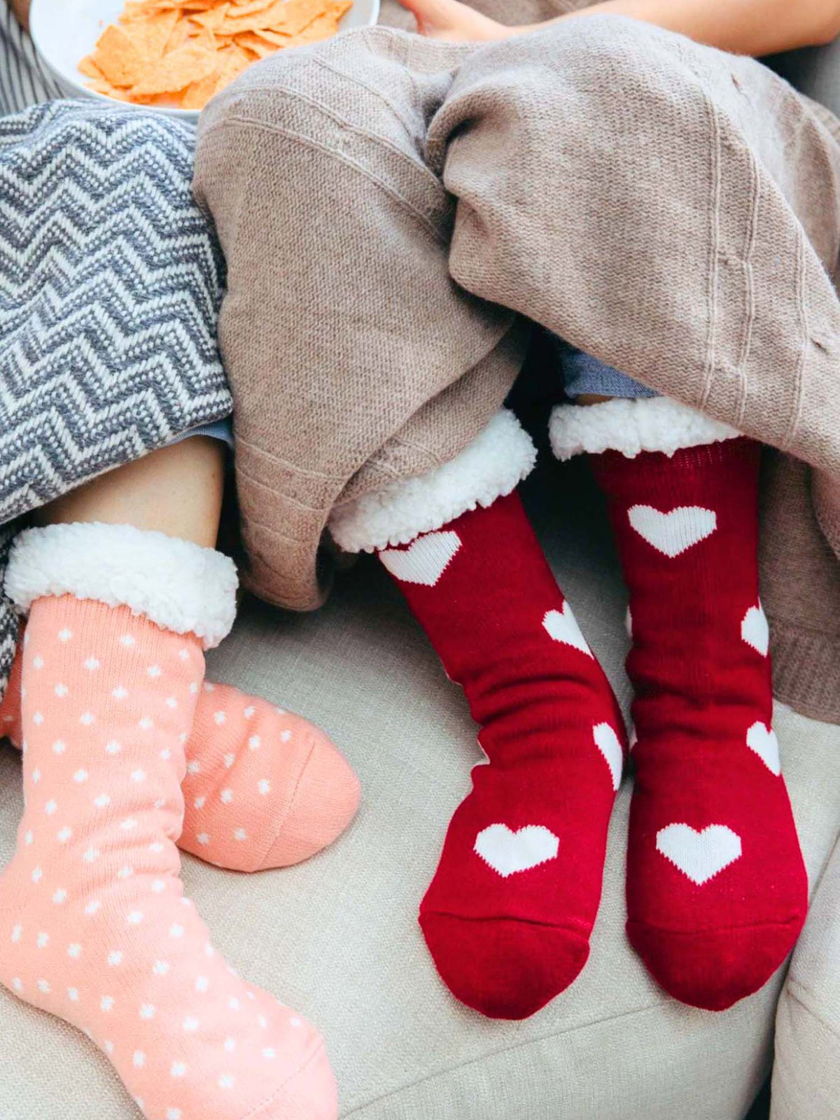 pink-spot-slipper-socks-red-heart-slipper-socks