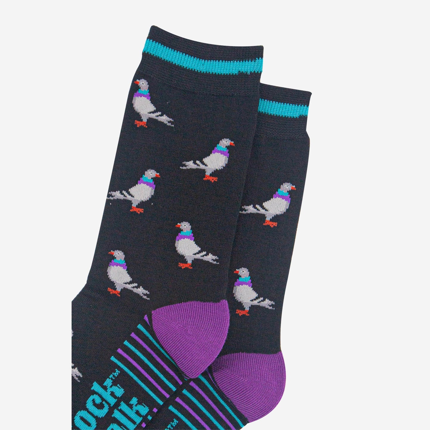 mens-bamboo-socks-black-purple-pigeon-close-up