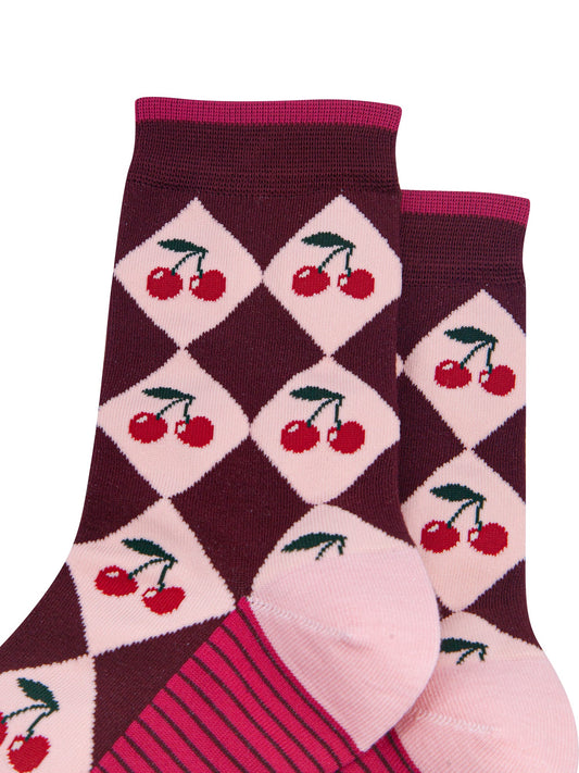 Cherry-Argyle-Women's-Bamboo-Socks-in-Burgundy/Pink-Close-Up