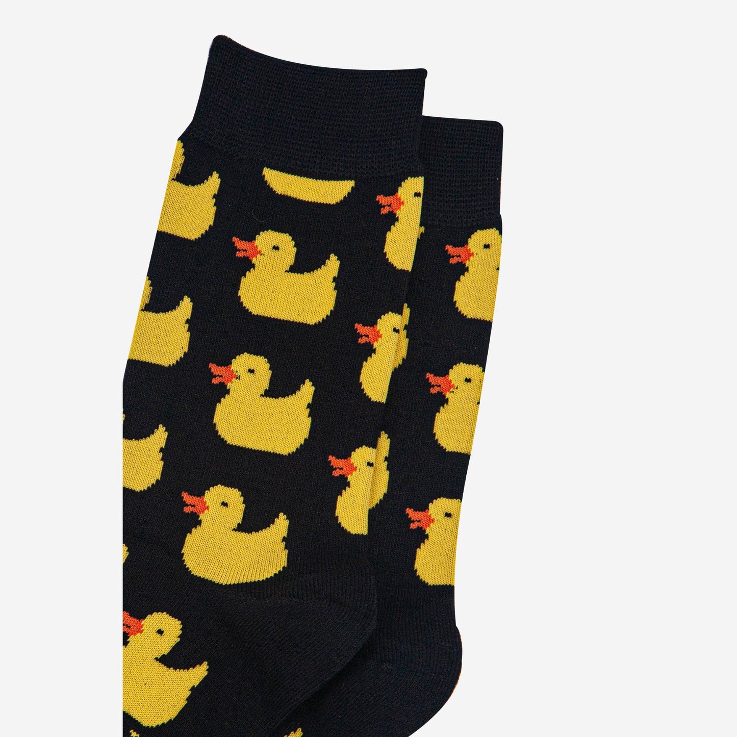 mens-bamboo-socks-black-rubber-ducks-close-up