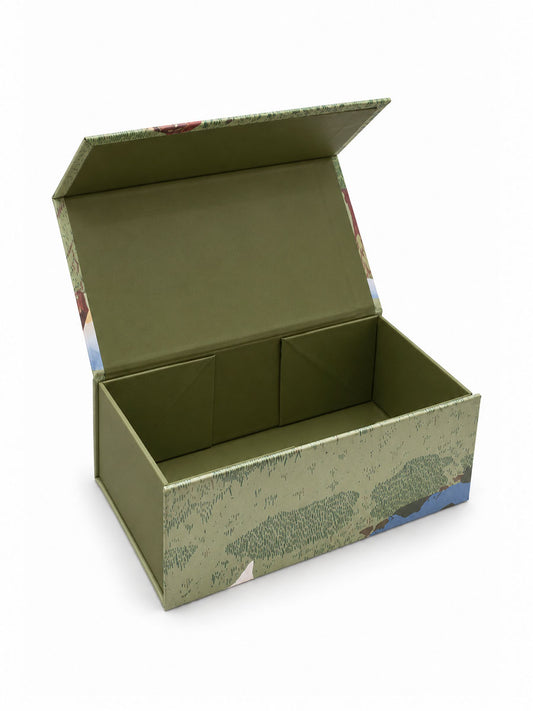 Sock Trio Gift Wrap - Green, Highland Castle Scene