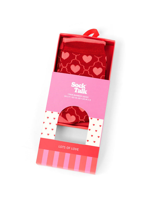 Love-Hearts-Bamboo-Socks-Matchbox-Giftset