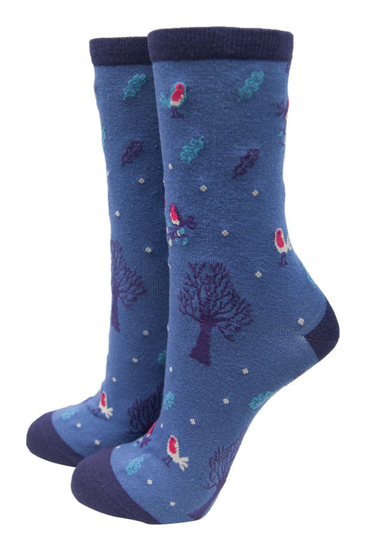 blue bamboo ankle socks featuring red robin birds and trees
