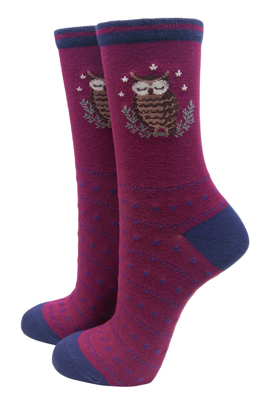 burgundy and navy blue ankle socks featuring a sleeping owl