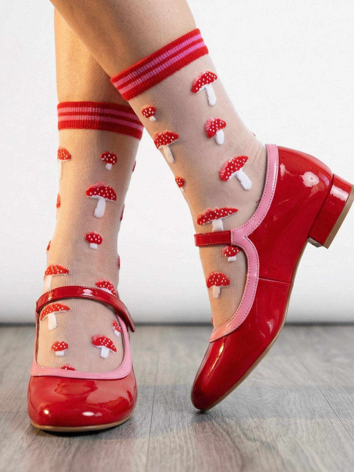 Toadstools-Combed-Cotton-Sheer-Pop-Socks-in-Red