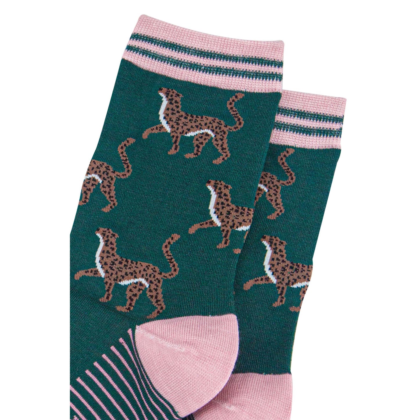 womens-bamboo-socks-forest-green-light-pink-winter-cheetah-close-up