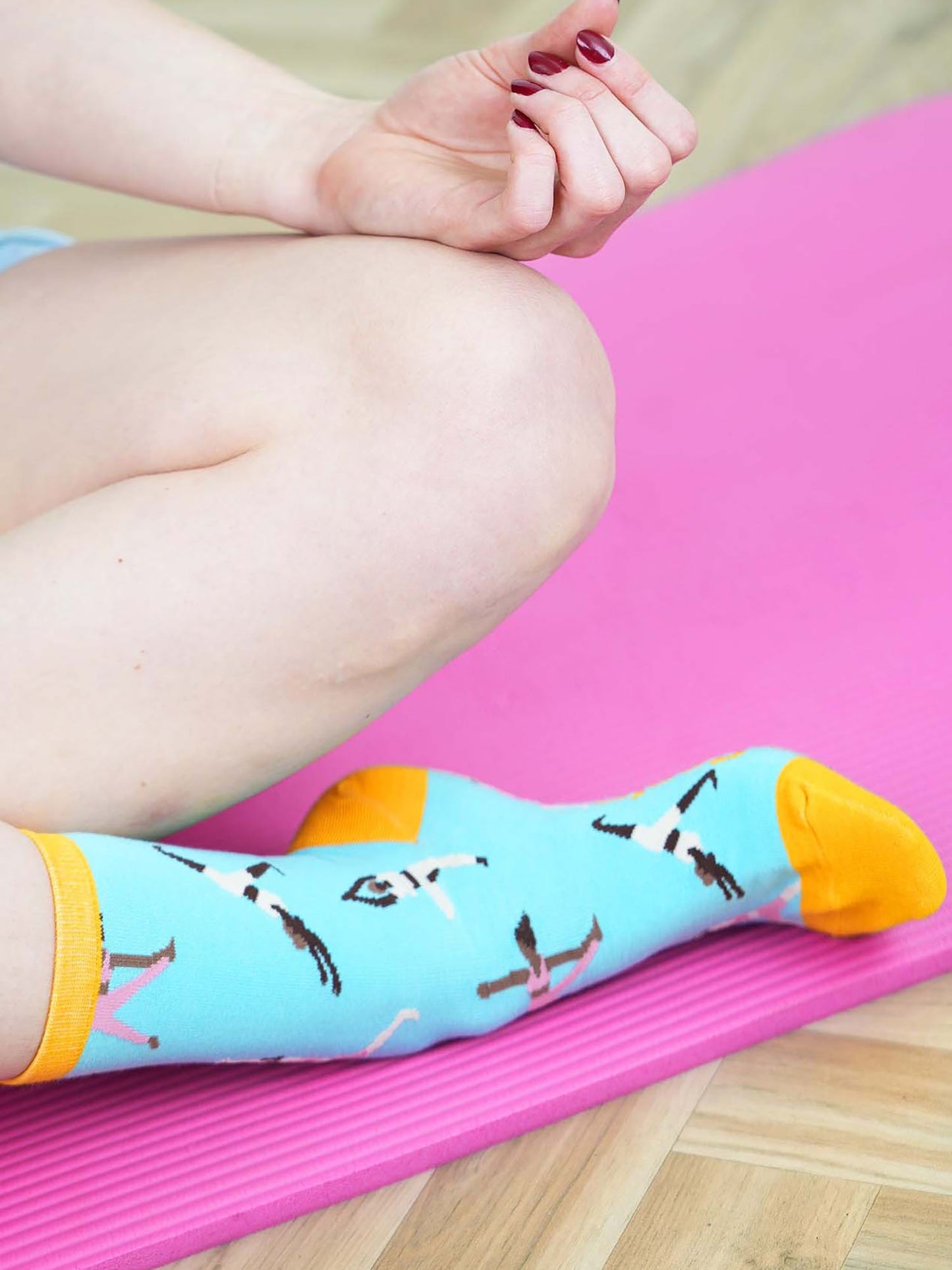 yoga-print-bamboo-socks-in-blue-and-yellow
