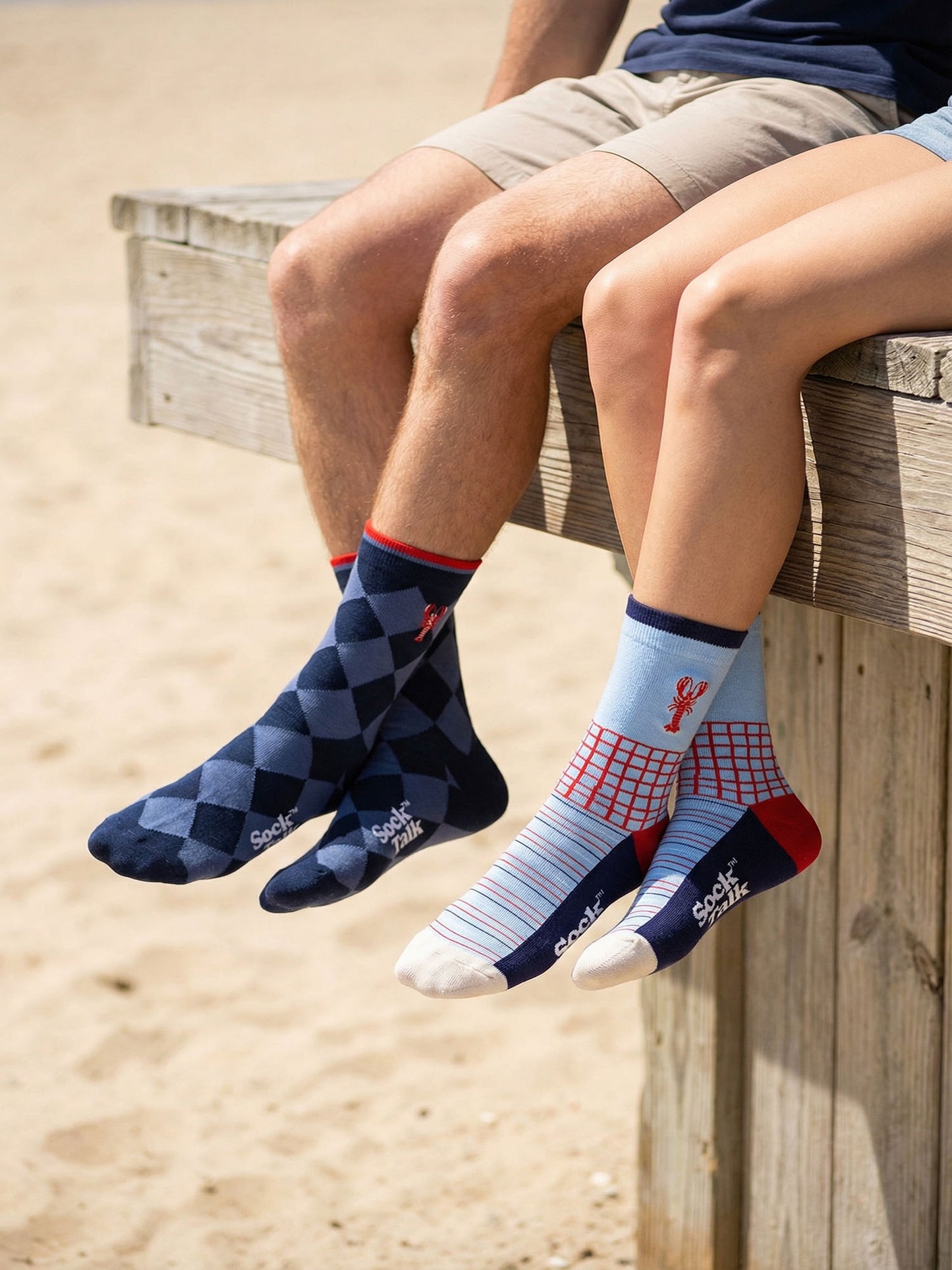 Embroidered Lobster Combed Cotton Socks in Blue/Red