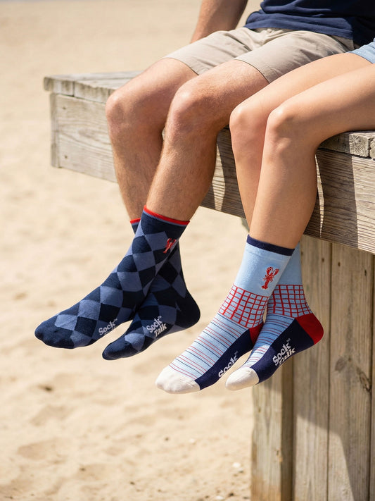 Embroidered Lobster Combed Cotton Socks in Blue/Red