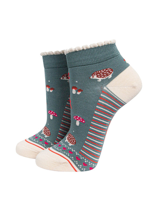 Hedgehog Women's Bamboo Trainer Socks in Sage Green