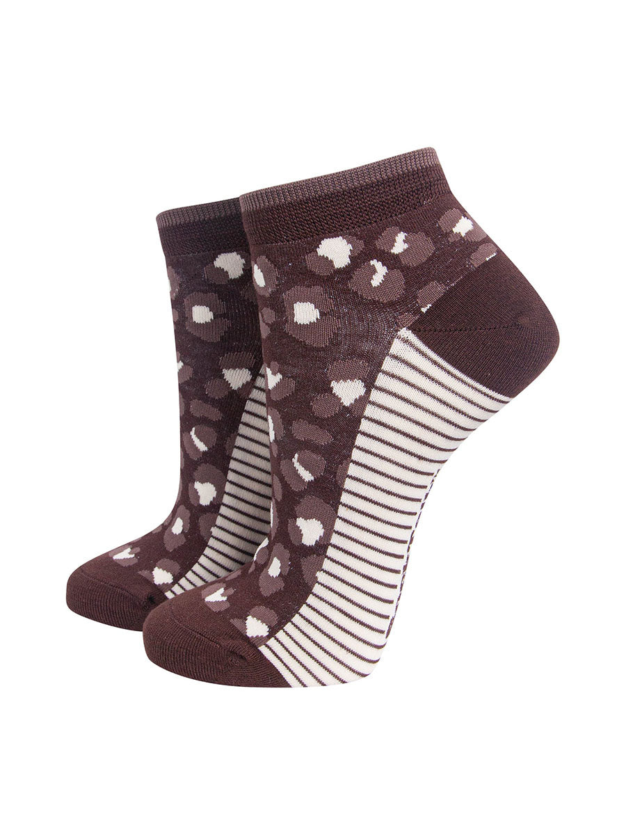 Leopard Print Women's Bamboo Trainer Socks in Brown