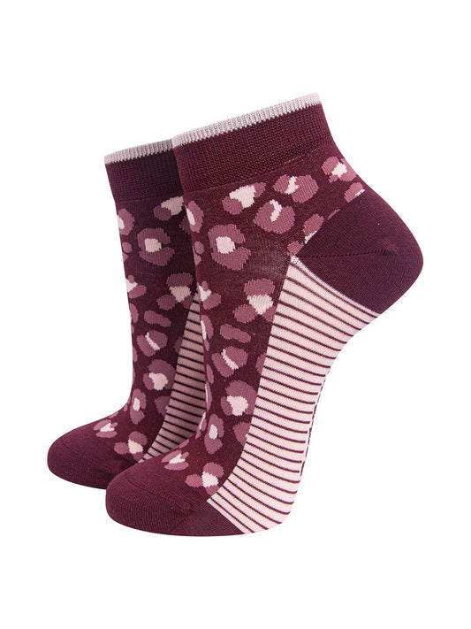 Leopard Print Women's Bamboo Trainer Socks in Burgundy