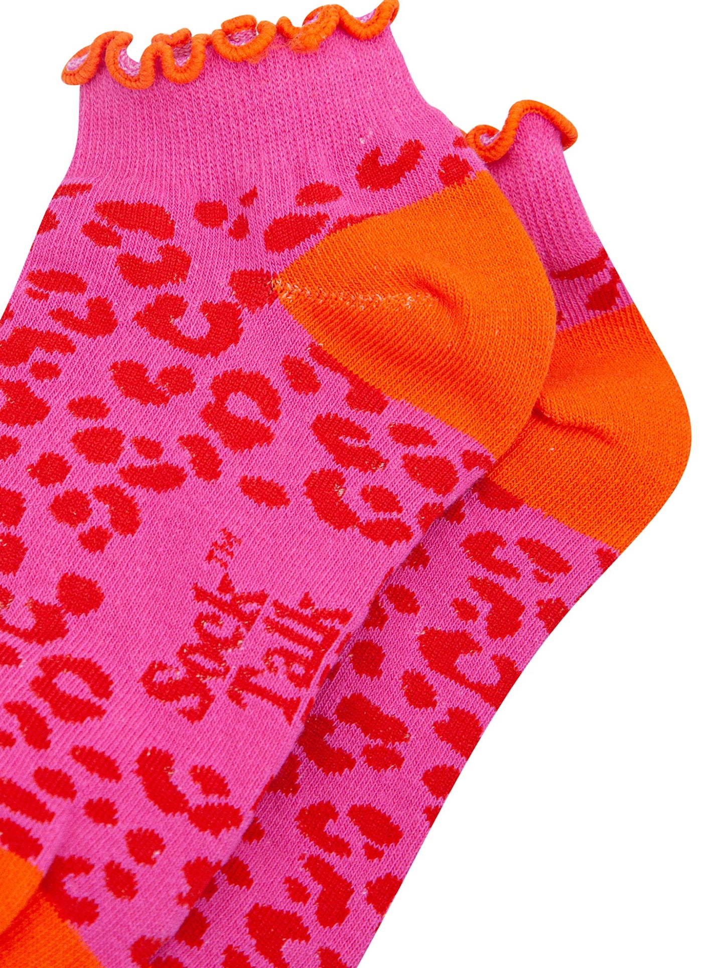 Leopard-Print-Frilled-Cuff-Combed-Cotton-Trainer-Socks-in-Pink-Closeup