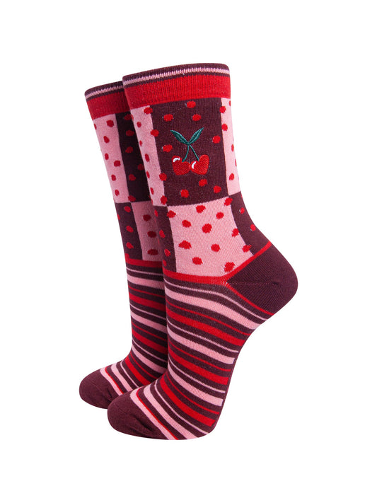 Heart-Cherry-Combed-Cotton-Pattern-Embroidered-Socks-in-Pink/Burgundy-On-Mannequin