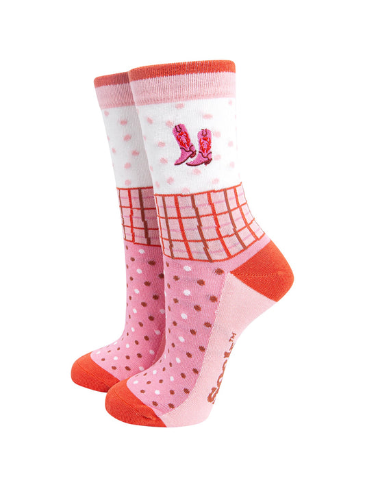 Embroidered-Cowboy-Boots-Combed-Cotton-Socks-in-Pink-mannequin