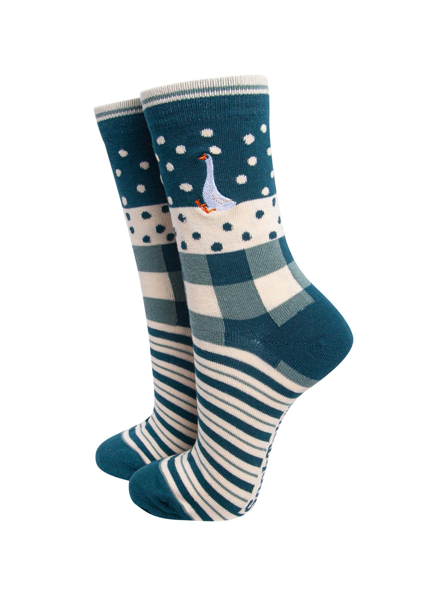 Goose-Combed-Cotton-Pattern-Embroidered-Socks-in-Forest-Green-On-Mannequin