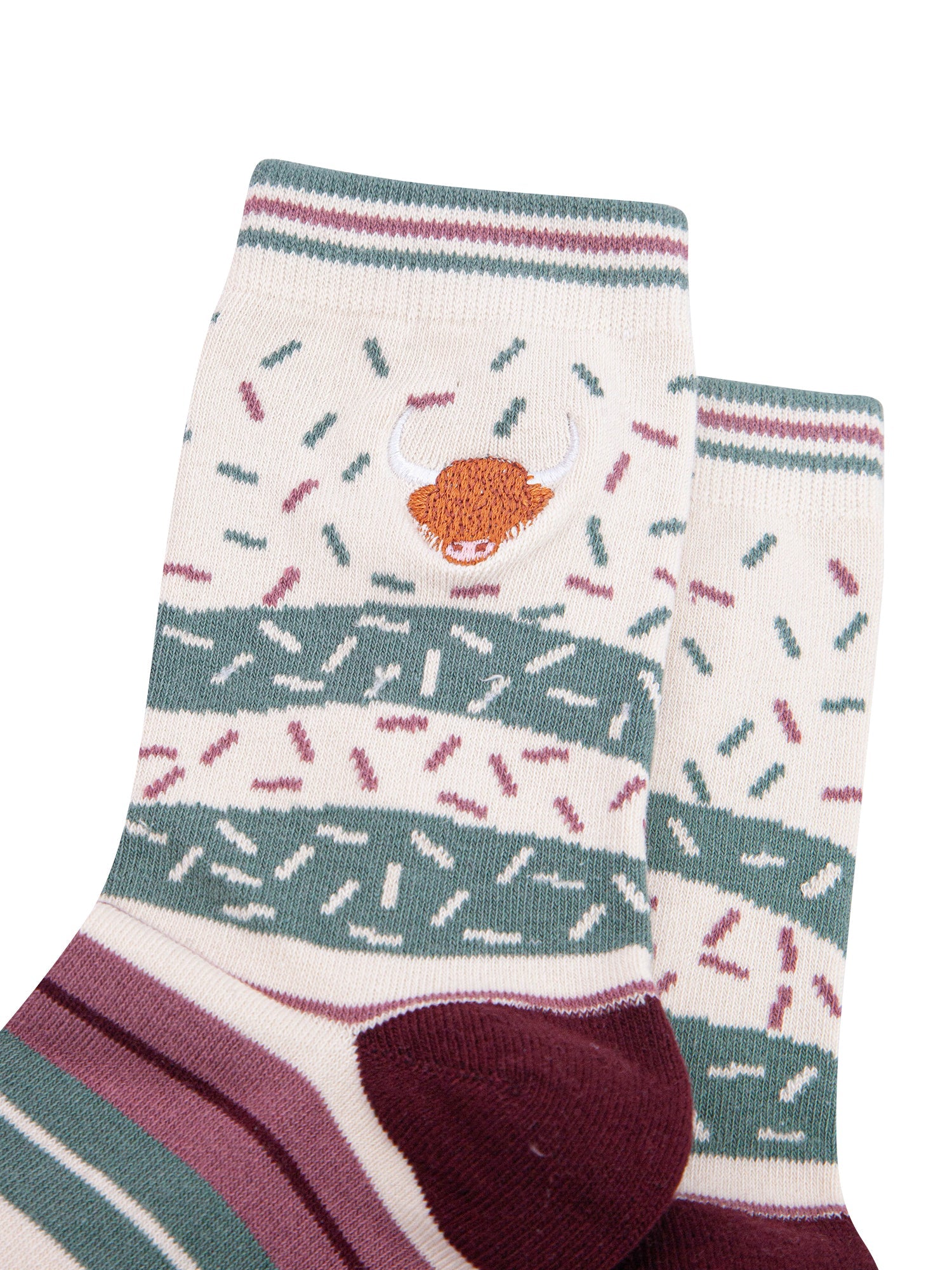 Highland-Cow-Combed-Cotton-Pattern-Embroidered-Socks-in-Cream-Close-Up