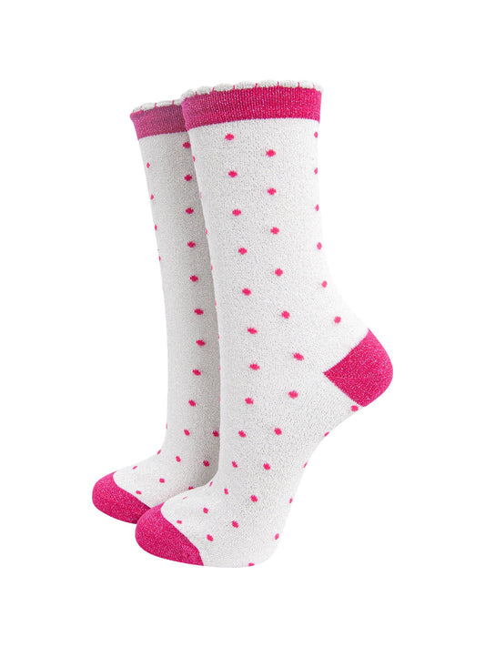 Small-Spots-Combed-Cotton-Glitter-Socks-in-Cream-mannequin
