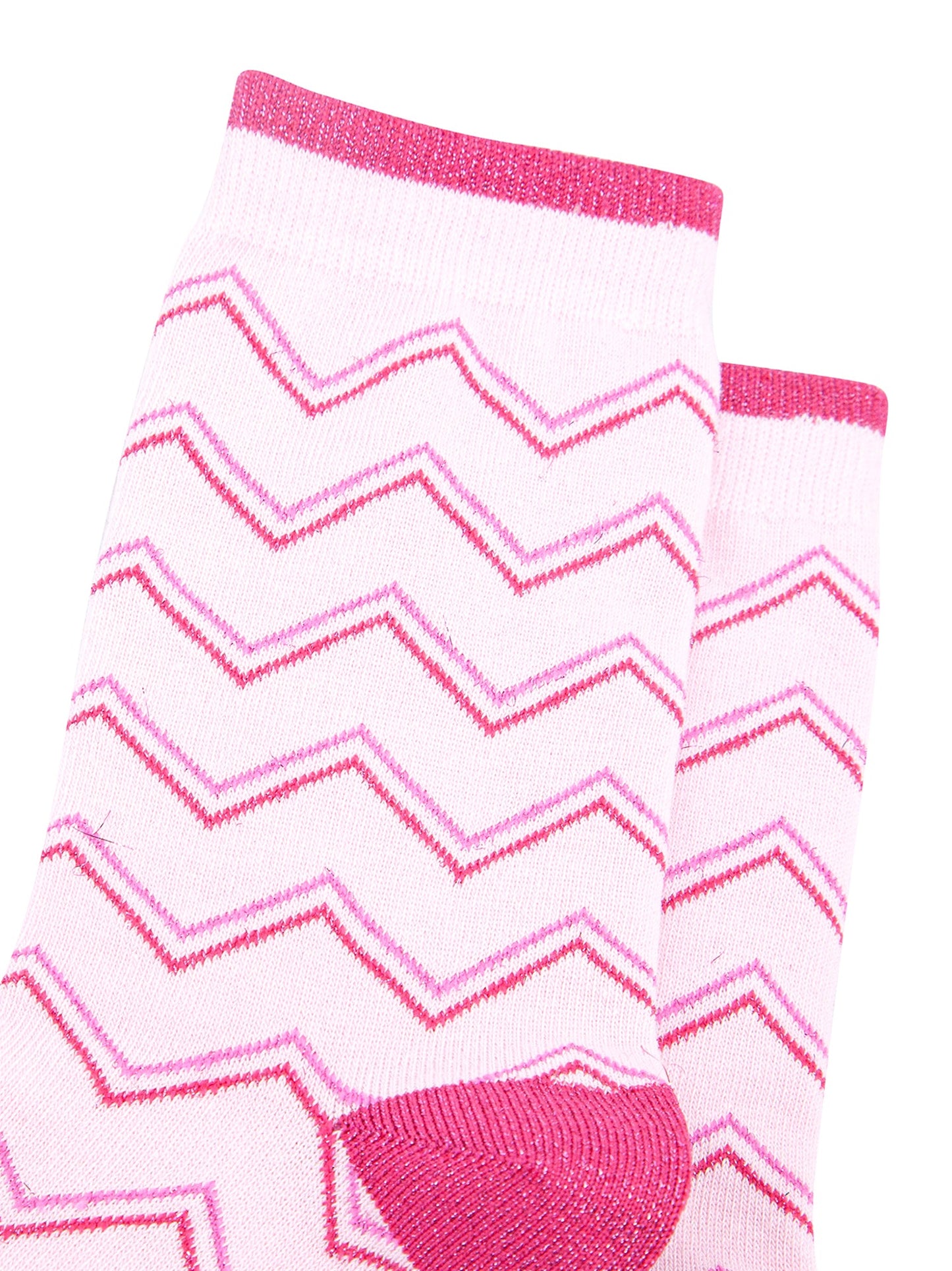 Zig-Zag-Combed-Cotton-Glitter-Socks-in-Pink-Closeup
