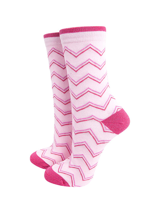 Zig-Zag-Combed-Cotton-Glitter-Socks-in-Pink-Mannequin