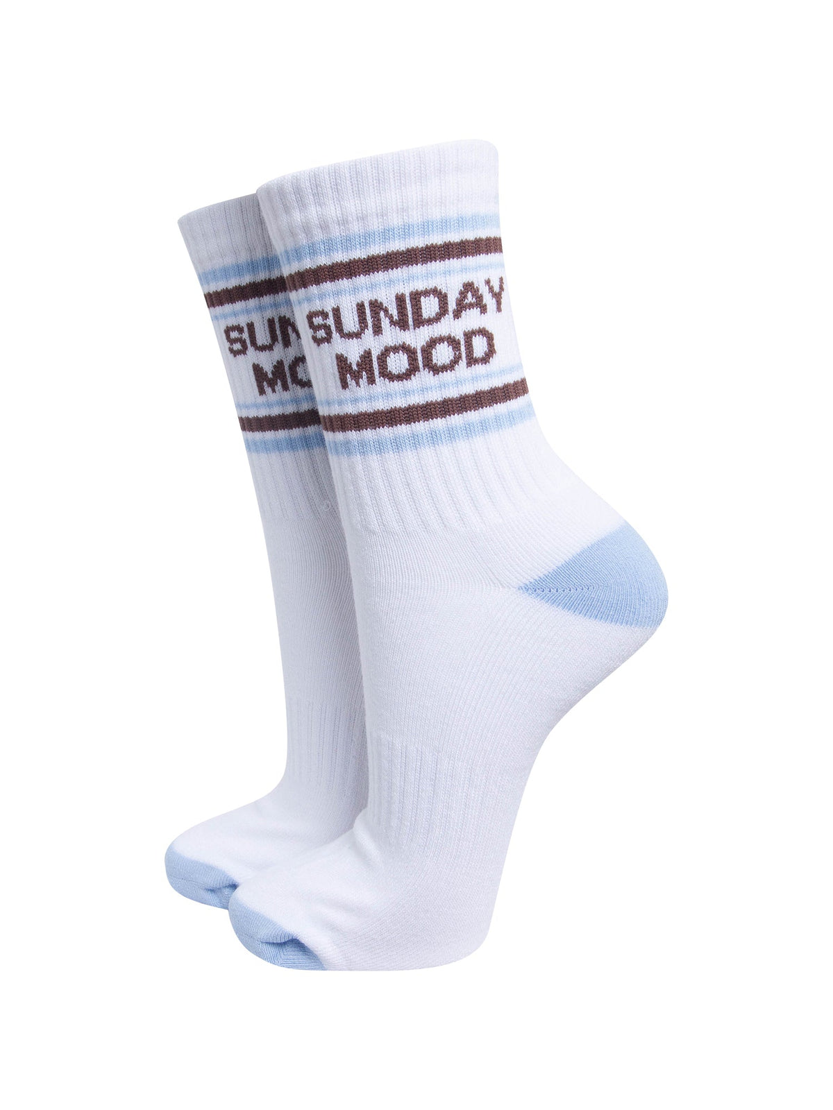 Sunday-Mood-Organic-Cotton-Sports-Socks-in-White/Icy-Blue-On-Mannequin